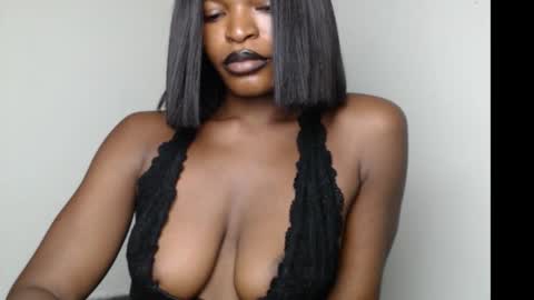 sweetxxboobsx online show from 20, 11, 2025