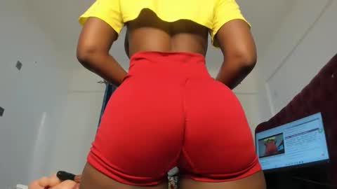 Snapshot of sweety_shawtys chatting on 24, 4, 2026 shawtyshasha online show from 24, 4, 2026