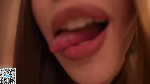 Snapshot of sweetymolli chatting on 29, 7, 2026 Molly online show from 29, 7, 2026