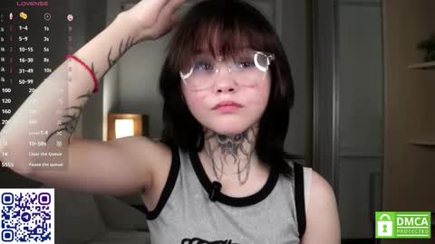 Astrid online show from 5, 12, 2025