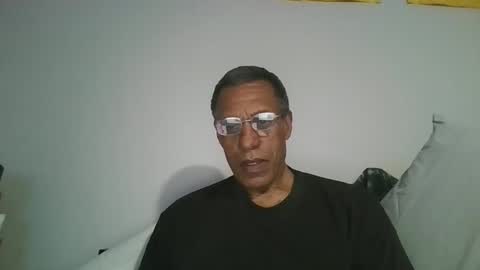 swimmerbod2495 online show from 22, 4, 2026