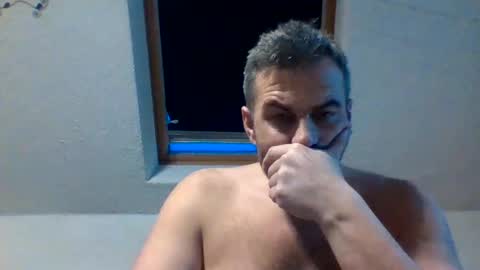 swinger_men_austria online show from 16, 1, 2025