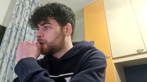 Emanuele online show from 1, 3, 2025