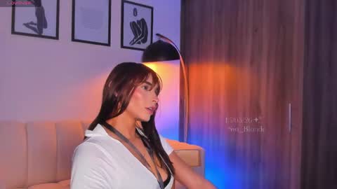 Ambar online show from 15, 5, 2026