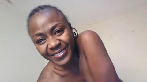 Snapshot of swtebony1 chatting on 8, 7, 2026 ALICIA online show from 8, 7, 2026