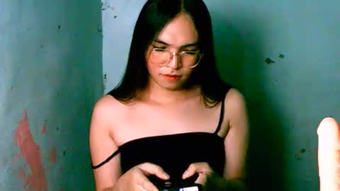 Snapshot of swyt_soleil chatting on 11, 9, 2025 swyt_soleil online show from 11, 9, 2025