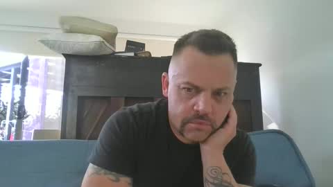 sxylegsturnmeon online show from 6, 3, 2025