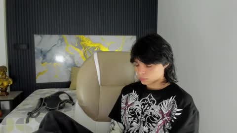 sylasfrost online show from 2, 12, 2025