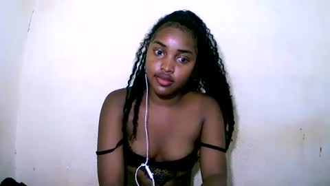 Snapshot of sylviasexy27 chatting on 20, 1, 2025 sylviasexy27 online show from 20, 1, 2025