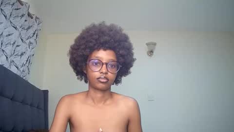 Snapshot of t_okyo chatting on 25, 12, 2024 TOKYO online show from 25, 12, 2024