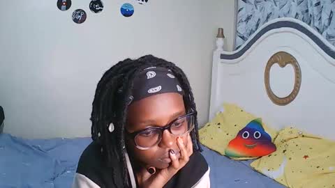 Snapshot of t_okyo chatting on 13, 11, 2025 TOKYO online show from 13, 11, 2025