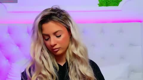 Arianna online show from 13, 11, 2025