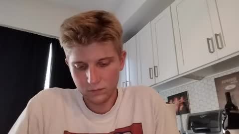 collegetwinkboi online show from 2, 7, 2026