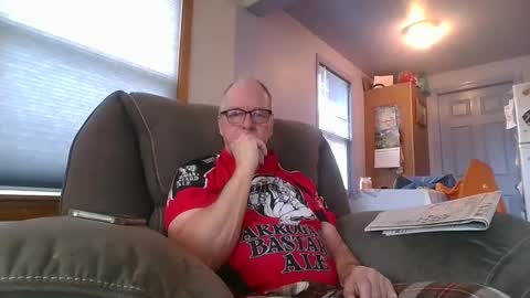 tacrunner66_ online show from 19, 2, 2025