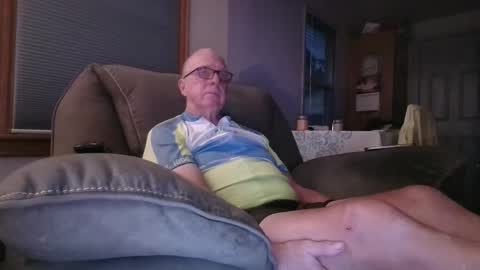 tacrunner66_ online show from 3, 10, 2025