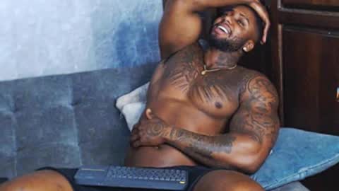 Tairon Tucke online show from 29, 12, 2024