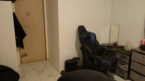 Talen James online show from 28, 10, 2025