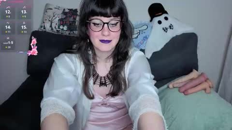 Talia Bloodina online show from 25, 11, 2025