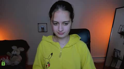 Snapshot of talia_seduce chatting on 1, 10, 2025 talia_seduce online show from 1, 10, 2025