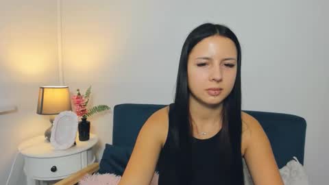 taliasensitive online show from 8, 10, 2025