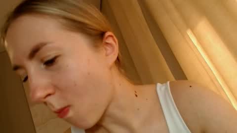  Kira  online show from 6, 3, 2025