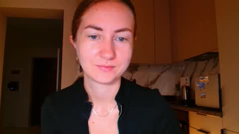  Kira  online show from 25, 10, 2025