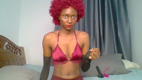talisha smiles online show from 26, 4, 2026