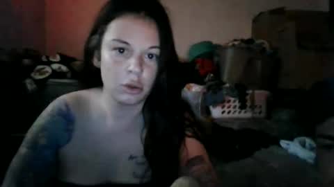 Snapshot of talktomenicely_ chatting on 1, 2, 2025 Lily Rhoades online show from 1, 2, 2025