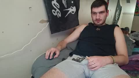 tallerandhandsomer online show from 16, 1, 2026