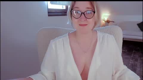 Snapshot of tallinnlove chatting on 27, 5, 2026 tallinnlove online show from 27, 5, 2026