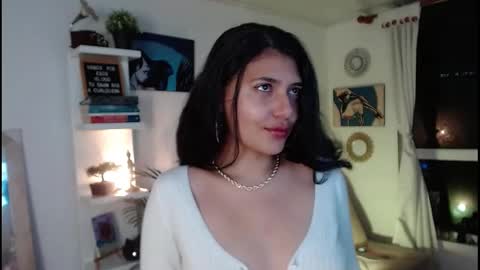 Snapshot of tamara_daniels chatting on 4, 1, 2025 Tamara online show from 4, 1, 2025