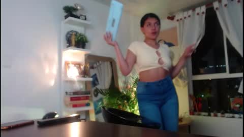 Snapshot of tamara_daniels chatting on 3, 3, 2025 Tamara online show from 3, 3, 2025