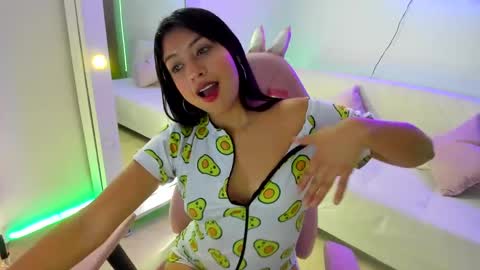 Snapshot of tamara_marquez chatting on 7, 2, 2025 SOFIA  online show from 7, 2, 2025