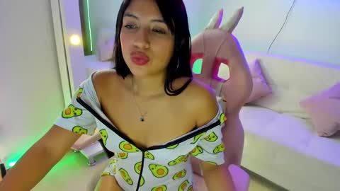 Snapshot of tamara_marquez chatting on 7, 2, 2025 SOFIA  online show from 7, 2, 2025
