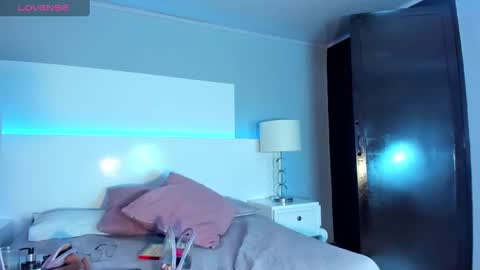 Tamy  online show from 1, 2, 2025