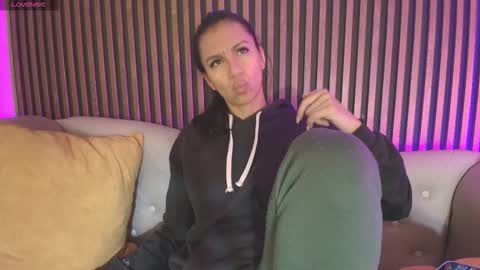 Tamy  online show from 30, 11, 2025