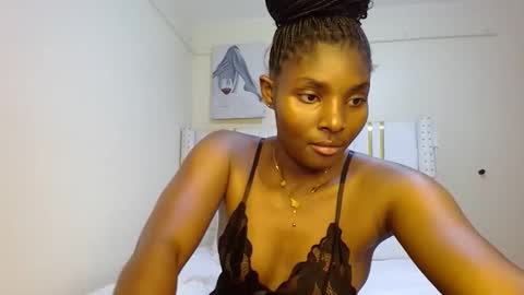 Snapshot of tamia538235 chatting on 28, 11, 2025 tamia online show from 28, 11, 2025