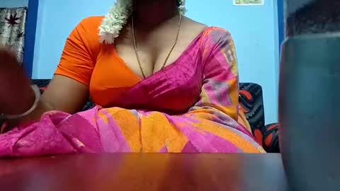 Snapshot of tamilmadhi520 chatting on 1, 5, 2026 tamilmadhi520 online show from 1, 5, 2026