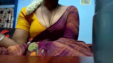 Snapshot of tamilmadhi520 chatting on 20, 5, 2026 tamilmadhi520 online show from 20, 5, 2026