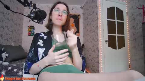 Snapshot of tangerine4dreams chatting on 5, 2, 2026 Milena Kuprianova online show from 5, 2, 2026