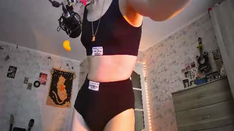 Milena Kuprianova online show from 23, 6, 2026