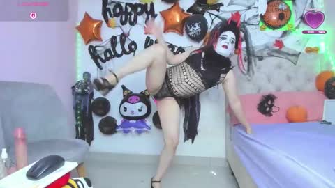 Tania lucia  online show from 24, 10, 2025