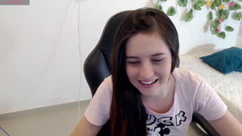 Snapshot of taniadevil_69 chatting on 26, 12, 2024 Tania online show from 26, 12, 2024
