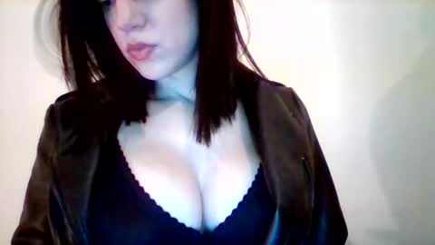 Snapshot of taniatalisha chatting on 8, 5, 2026 taniatalisha online show from 8, 5, 2026