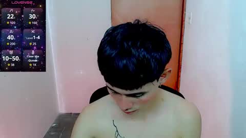 Snapshot of tanjiro_cute chatting on 9, 9, 2025 Andres online show from 9, 9, 2025