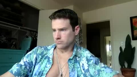 Snapshot of tantrichealing chatting on 17, 4, 2026 Dr. Love online show from 17, 4, 2026