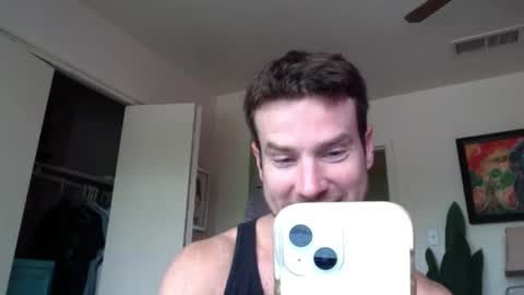 Snapshot of tantrichealing chatting on 26, 4, 2026 Dr. Love online show from 26, 4, 2026