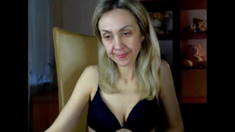 Snapshot of tanya6547 chatting on 10, 3, 2025 tanya online show from 10, 3, 2025