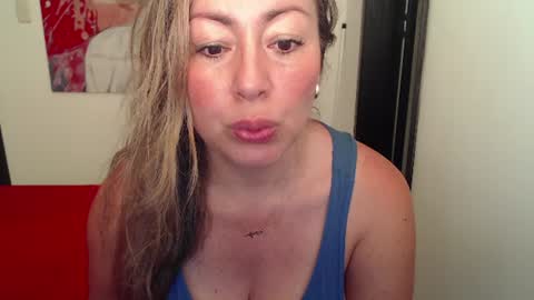 Snapshot of tanyagrace chatting on 30, 6, 2026 Christmas online show from 30, 6, 2026