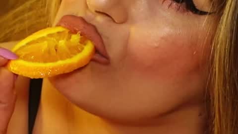 TanyaJade online show from 18, 4, 2026